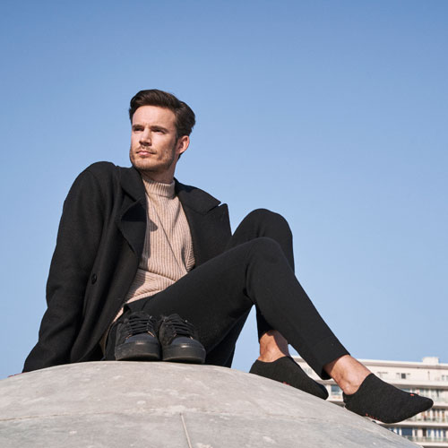 FALKE® Calcetines, medias, deporte y Tienda oficial online FALKE